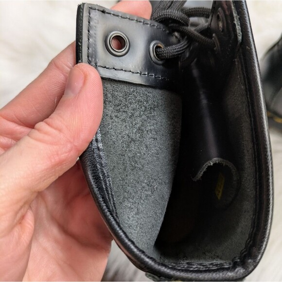 DR. MARTENS 1460 Shiny Smooth Black Leather Womens Boots size 6 - Picture 10 of 14
